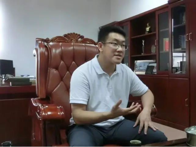 1538105826(1) 1538105826(1)