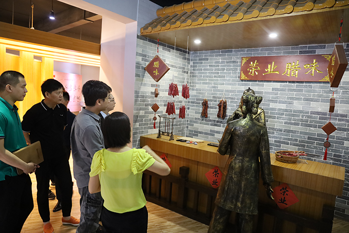 EGOH0622.JPG EGOH0622.JPG